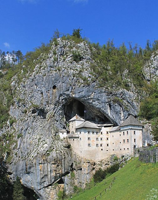 castello Predjama 