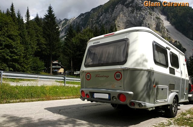 Glam Caravan10