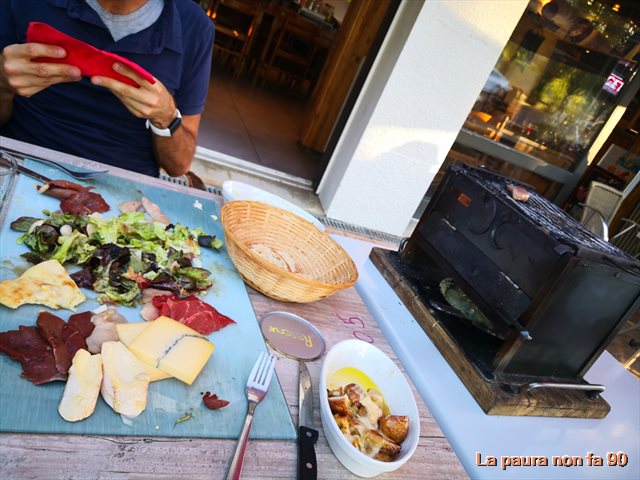 cena tipica in Borgogna