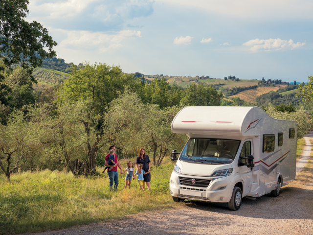 Famiglia in camper