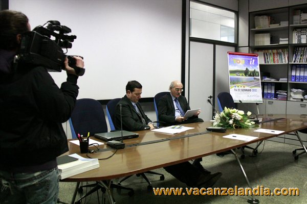 Tourit_2012_conferenza_presentazione_1