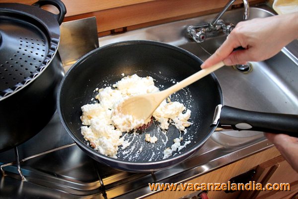 primi piatti elicoidali ricotta basilico pinoli 3