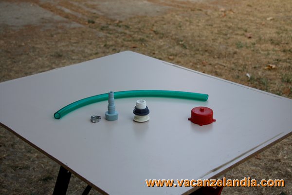 tanica riempimento serbatoio camper