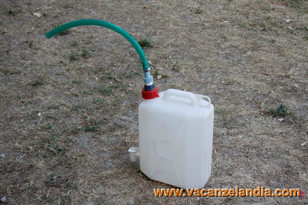 tanica riempimento serbatoio camper