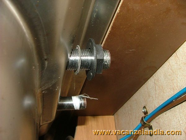 sostituzione_rubinetto_lavello_cucina_6
