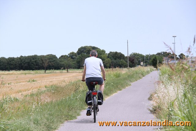 02   Lombardia   Grazia di Curtatone   pista ciclabile