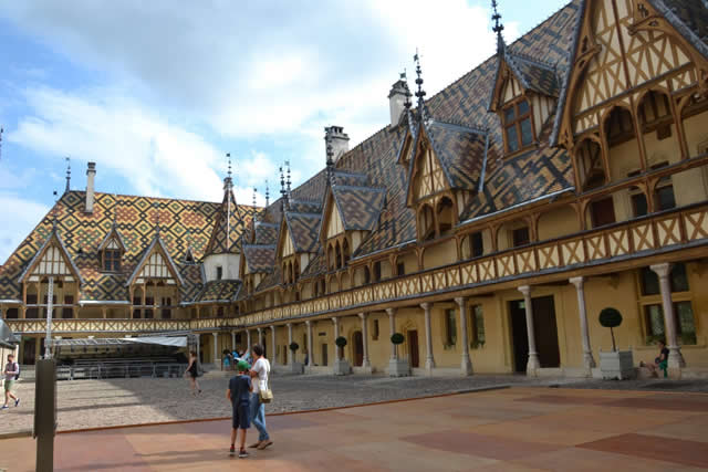 beaune Hotel de Dieu