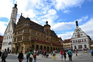 rothenburg ob tauer piazza municipio 320s