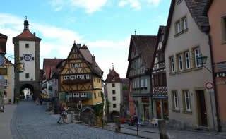 rothenburg ob tauer piazzetta Plontein 320s