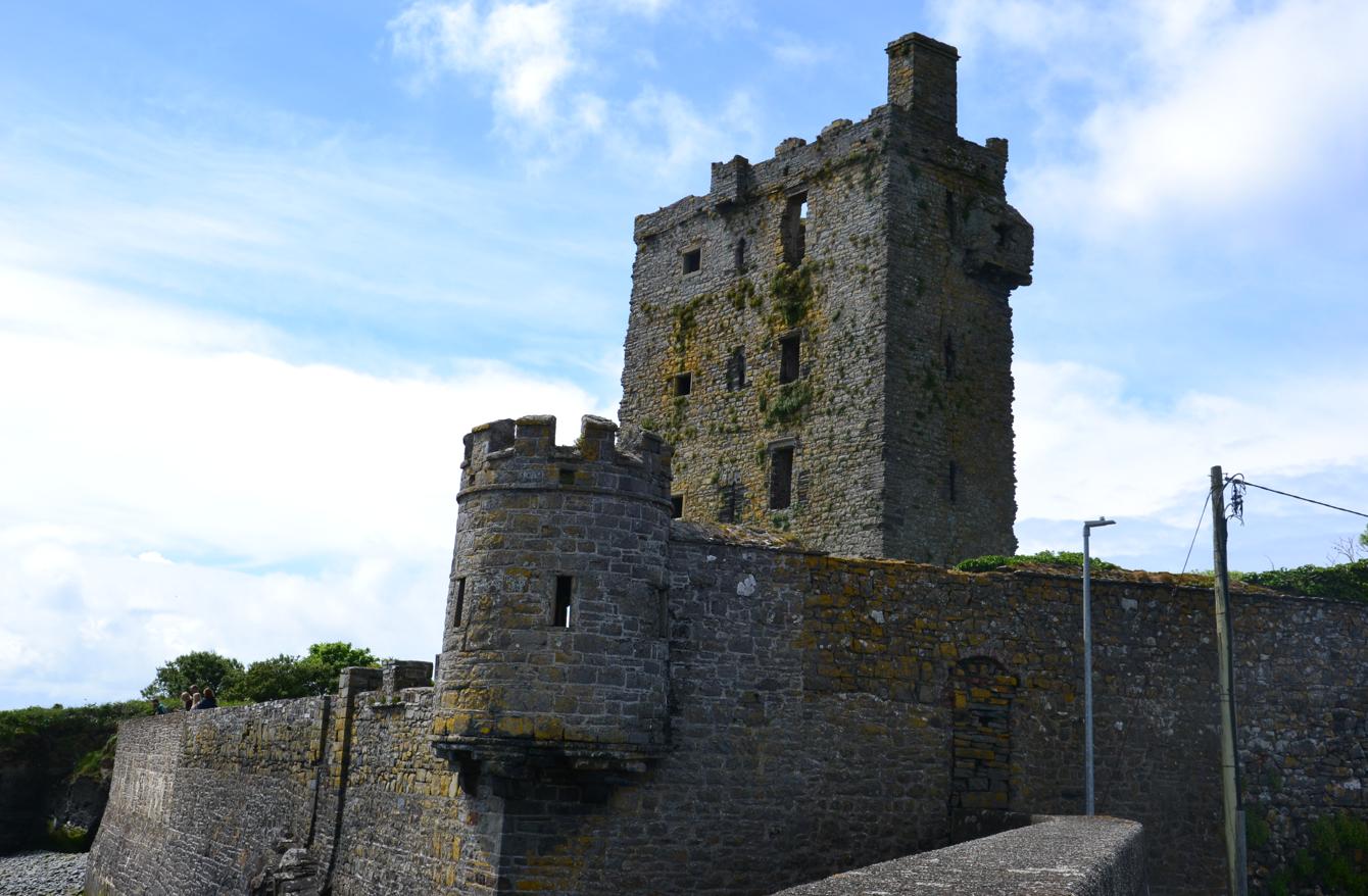 Carrigaholt castello