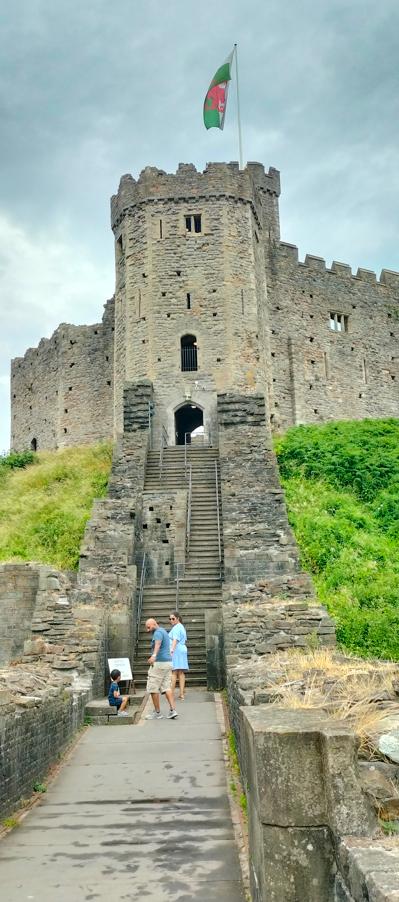 cardiff castello