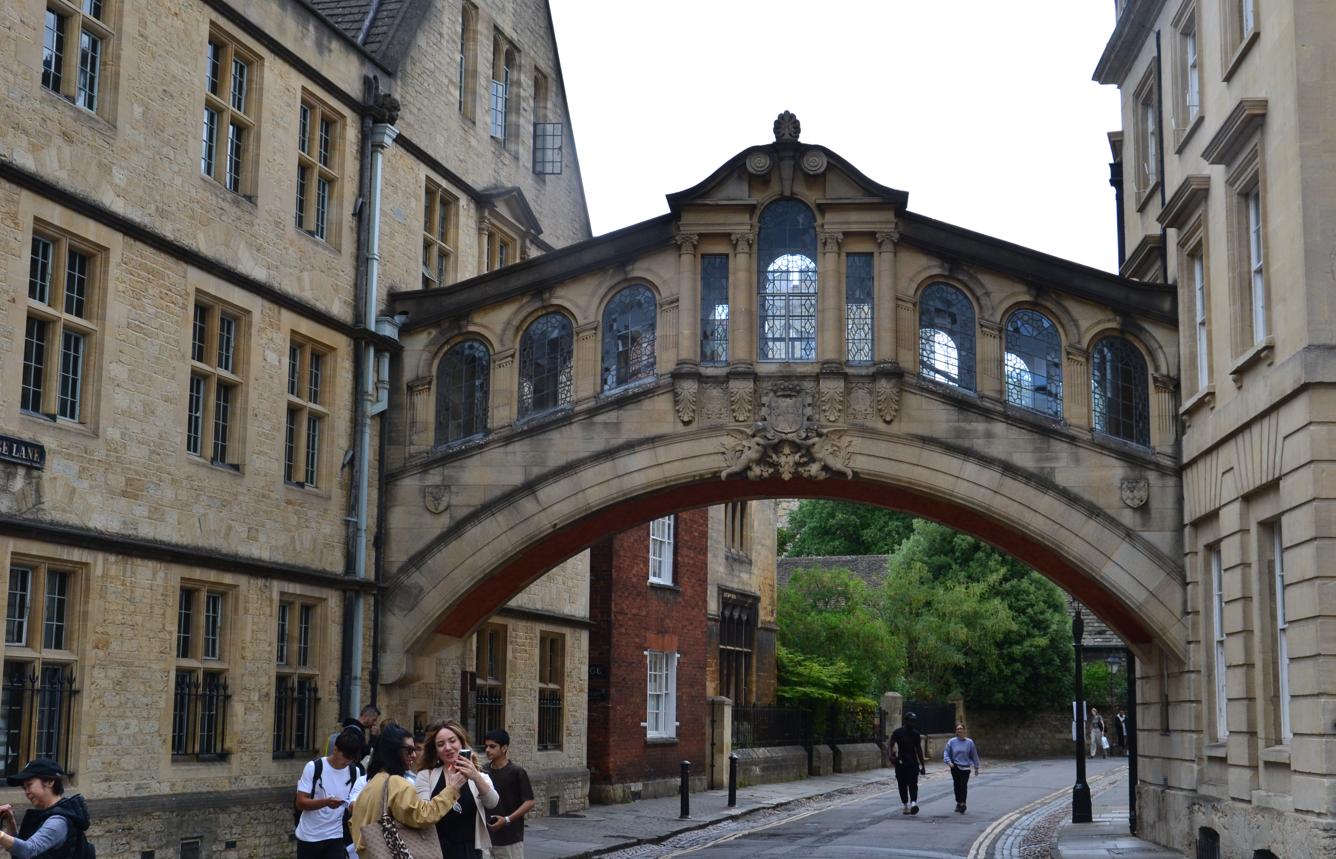 oxford Hertford bridge