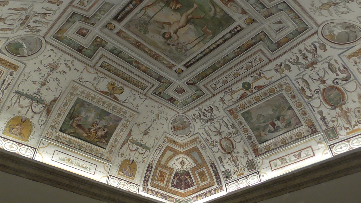 palazzo farnese interno