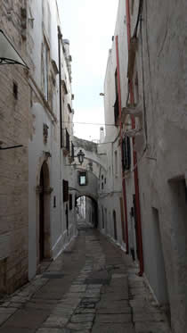 ostuni 3 210s