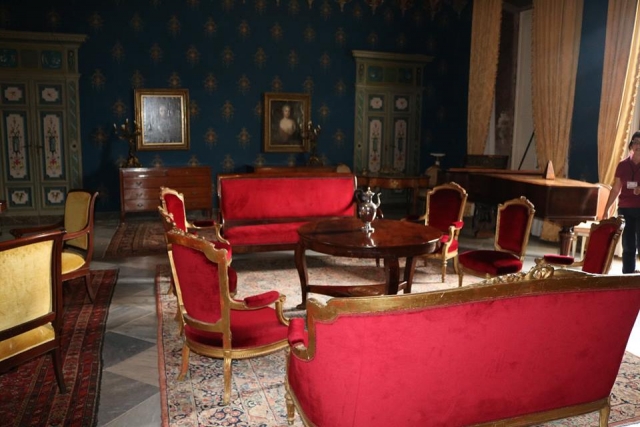 montevecchio miniera palazzo direzione salone blu