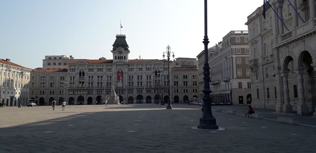 trieste piazza