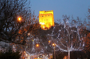 francia crest torre illuminata natale