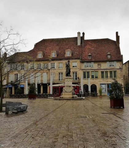 langres piazza