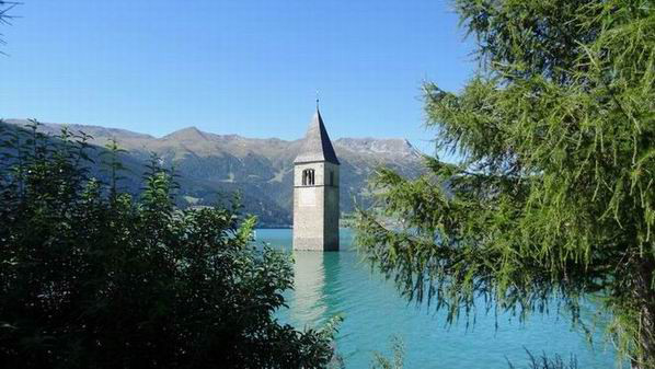 lago resia campanile