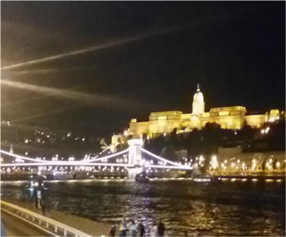 budapest by night 0