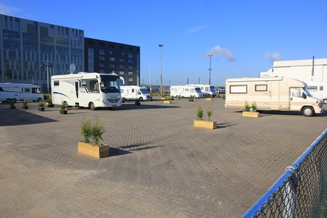 Alblasserdam sosta camper mattino