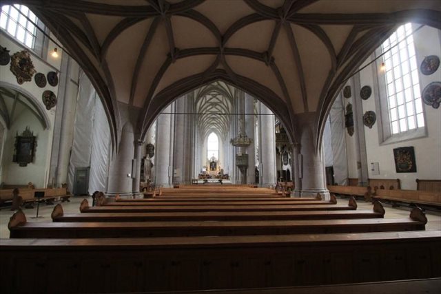 noerdlingen interno chiesa