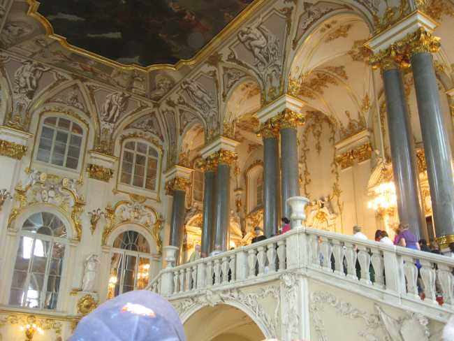 08-07-interno_hermitage