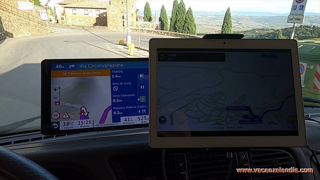 navigatore per camper VS navigatore app 08