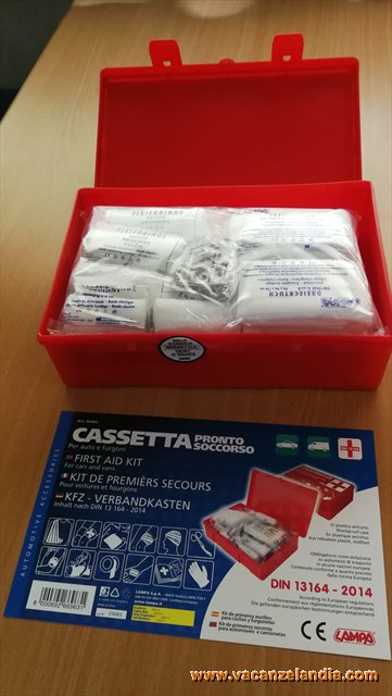 kit pronto soccorso din13164 aperta