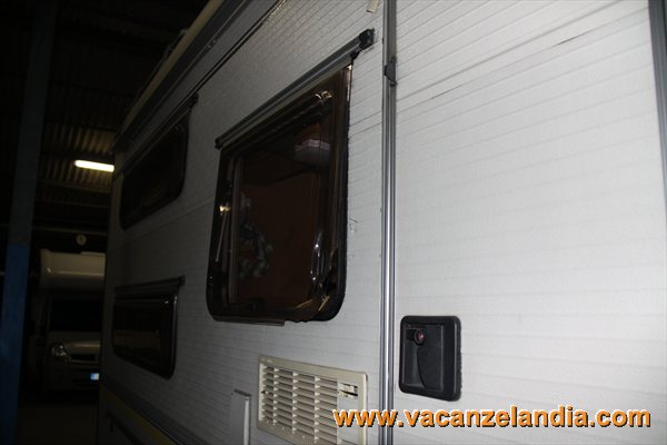 danni intrusione furto camper rimessaggio 1