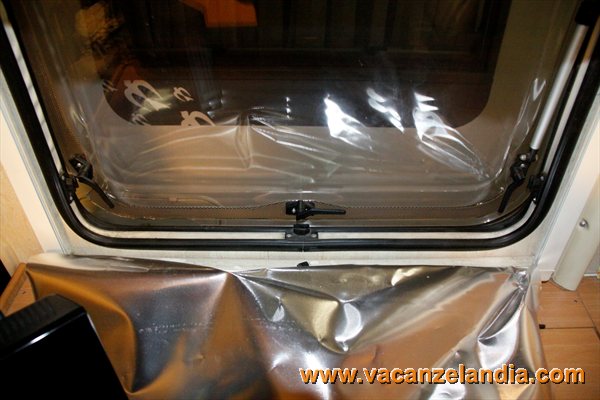 danni_intrusione_furto_camper_rimessaggio_3