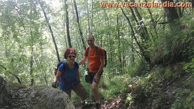 trekking acquacheta verso prato andreaccia