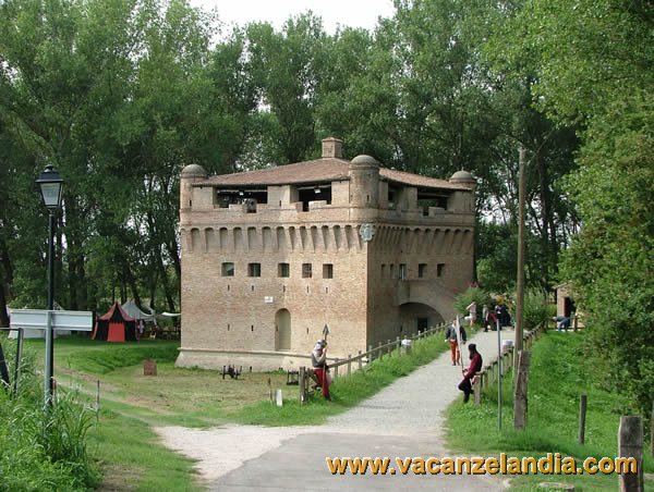 01   emilia romagna   stellata di bondeno   rocca possente