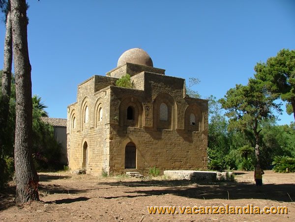 077   sicilia   calatafimi   chiesa ss trinita delia